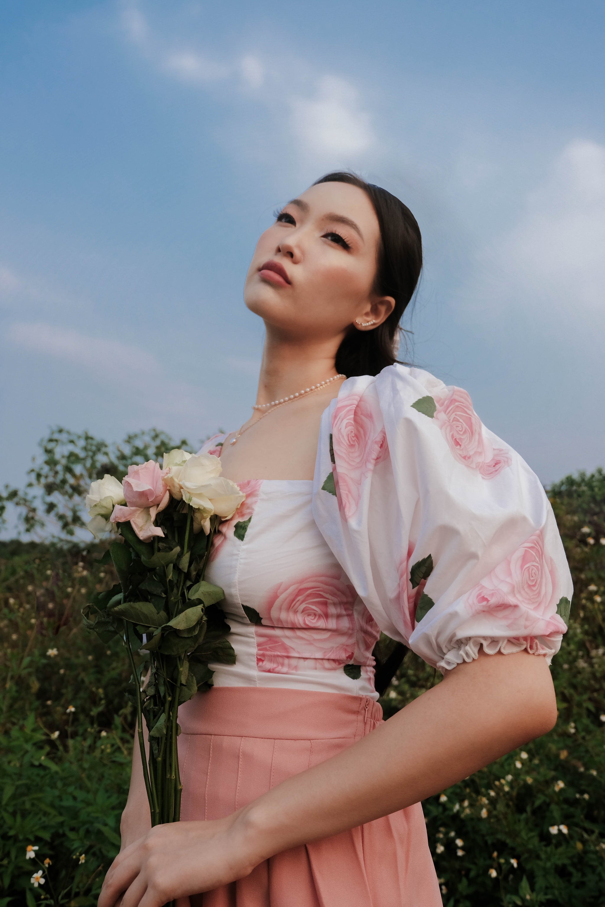 Smitten Label-Dose of Roses Top